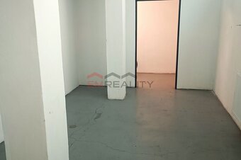 Pronájem komerčních prostor - 11