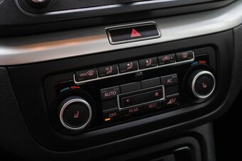 VOLKSWAGEN SHARAN 2.0 TDI BMT 170k Highline DSG Odpočet DPH - 11