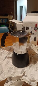 Moka konvička Bialetti na 4 šálky - 11