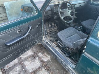Lada Niva na díly - 11