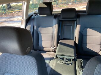 Volkswagen Passat B7 1.6TDI 77kw - 11