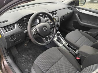 Škoda Octavia 1.8 TSI - 11