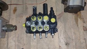Hydraulická čerpadla,rozvaděč - 11