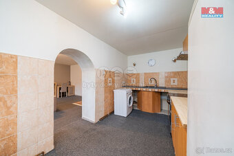 Prodej rodinného domu, 195 m², Štíty - Březná - 11