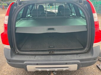 Volvo XC70 AWD 2.4 D5 - díly z vozu - 11