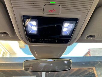 Volkswagen Golf 8 2.0 TDI 2021 - 11