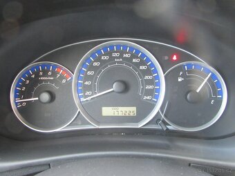 SUBARU FORESTER 4x4 2.0i 110kw r.2012 nový v čr.po 1.maj,DPH - 11