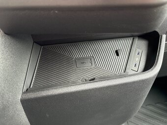 Renault Master 170k, 8EP, Zadní spaní, 2lůžka - 11