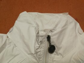 Dámská bílá sportovní bunda Kappa - velikost asi M - 11
