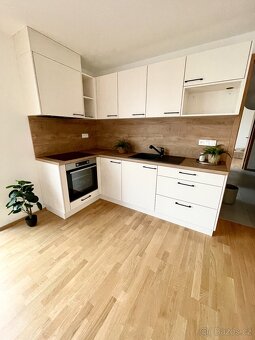 Pronájem bytu 2+kk 60,3 m² v Nymburk , novostavba, terasa - 11