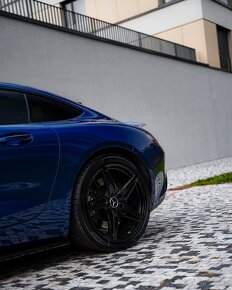 MERCEDES-BENZ AMG-GT - 11