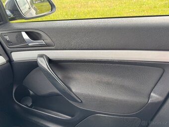 Škoda Octavia 2 1.6 MPI - 11