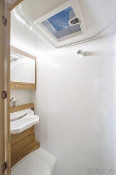 Karavan Niewiadow Lazur NTL - 11