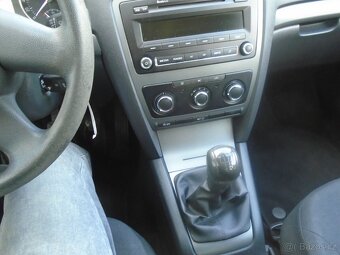 Škoda Octavia Combi 1,2 TSI FUN - 11