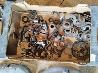 ČZ 125 B a T, 150 C - 11