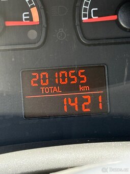 Fiat Punto 1.2 44kW benzín - 11