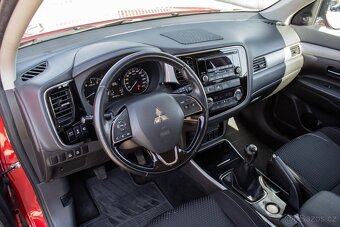 Mitsubishi Outlander 2.0 MIVEC Intense. - 11