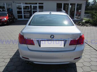 BMW 730D - 11