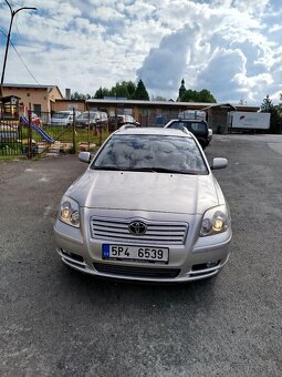 Toyota Avensis - 11