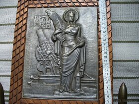 Stolni kovova plastika-Svata Barbora ochrankyne delostrelcu. - 11