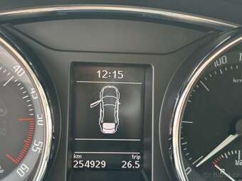 Škoda Superb 2.0TDi 4x4, DSG, WEBASTO - 11