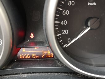 Mazda 5 2.0i 110kW 7.Míst. Sports-Line XENON - 11