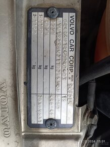 Volvo XC70 díly - 11