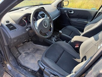 Renault Megane 1.6 82kw nová Stk - 11