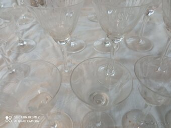 prodám sklo a porcelán - 11