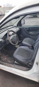 Opel Combo 1.6 CNG - 11