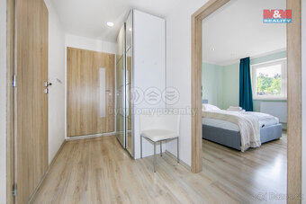 Prodej rodinného domu, 253 m², Tetín, ul. Mramorová - 11