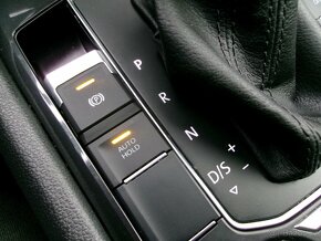 VW Tiguan Allspace 2.0 TDi DSG 4x4 COMFORTLINE - ČR - 1.maj. - 11