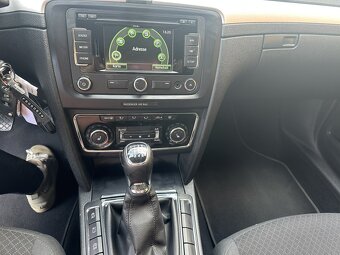 Škoda Superb 2.0 TDi 103kW serviska - 11