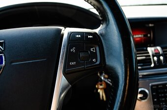 Volvo XC60 D3 2.0L Drive-E Luxury Geartronic - 11