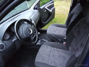 Dacia Sandero - 11