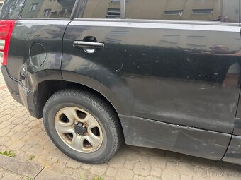 Suzuki Grand Vitara 2.0 4x4 - 11