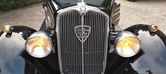 Peugeot 301C na SPZ - 11