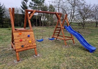 Dětské hřiště se skluzavkou, houpačka - 11