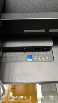 Nabízím Microsoft Surface Hub 55" - Interaktivní tabule - 11