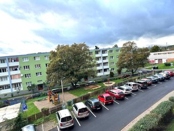 Pronájem bytu 1+1 v ulici Sídliště u Nového nádraží 708 v Bí - 11