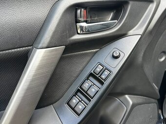 Subaru Forester SJ 2.5i XT AWD SUV Kůže Kamera El. kufr 2015 - 11