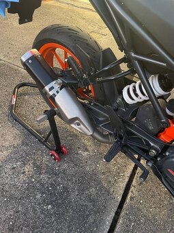 KTM DUKE 125 2021 BLACK - 11