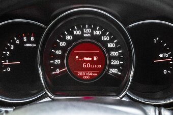 Kia Cee´d SW 1.6 CRDi - 11