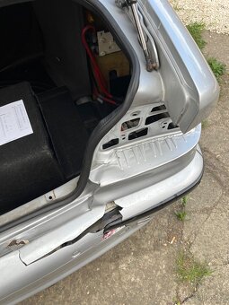 BMW e39 528i - 11