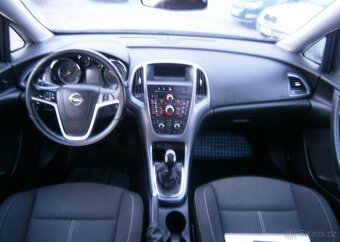 Opel Astra 1.4i 16v 88kw,CZ,serviska benzín manuál 88 kw - 11
