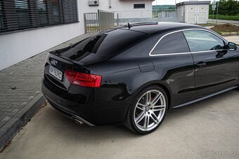 Audi A5 3.0 TDI DPF quattro S tronic BLACK - 11