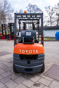 Vysokozdvižný vozík Toyota 6FGF15 (VV0141) - 11