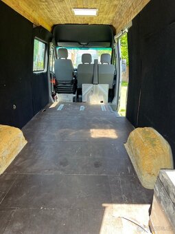 Offroad obytka pro 6 osob Sprinter 4x4 - 11