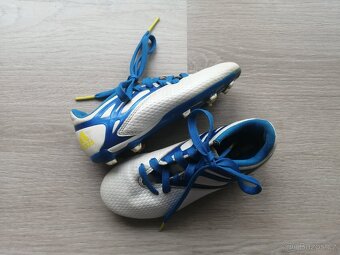 KOPAČKY A SANDÁLY - 11