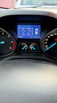 Ford Kuga 2.0 TDCi -Titanium/103 kW 4x4 Automat - 11